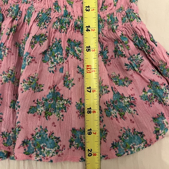 UO Floral Pink Smocked Women's Top🔥FINAL CLEARANCE🔥 - Picture 4 of 5